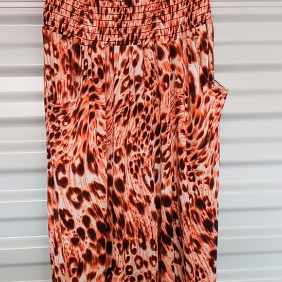 Women's jumpsuit size medium - Picture 3 of 4